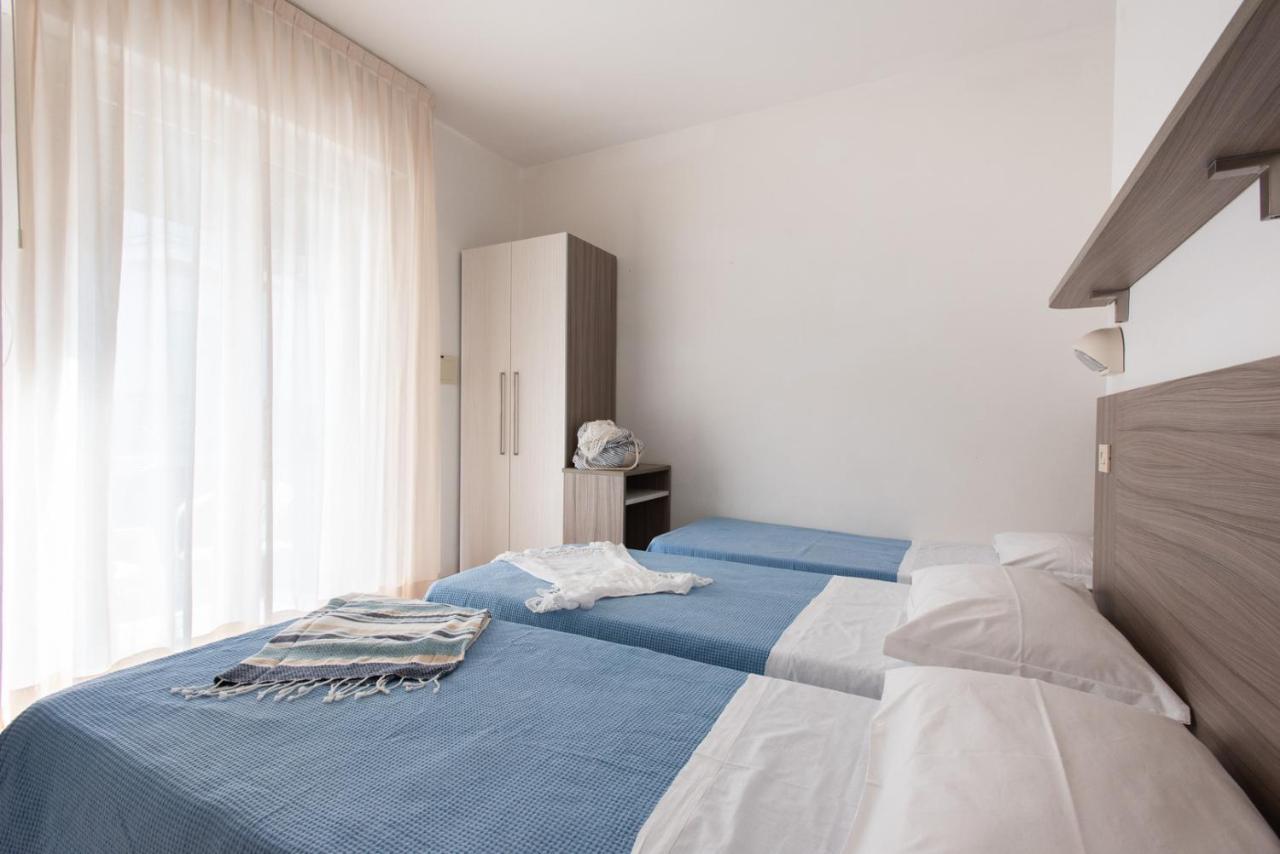 Hotel Consul - Family Hotel Riccione Bagian luar foto