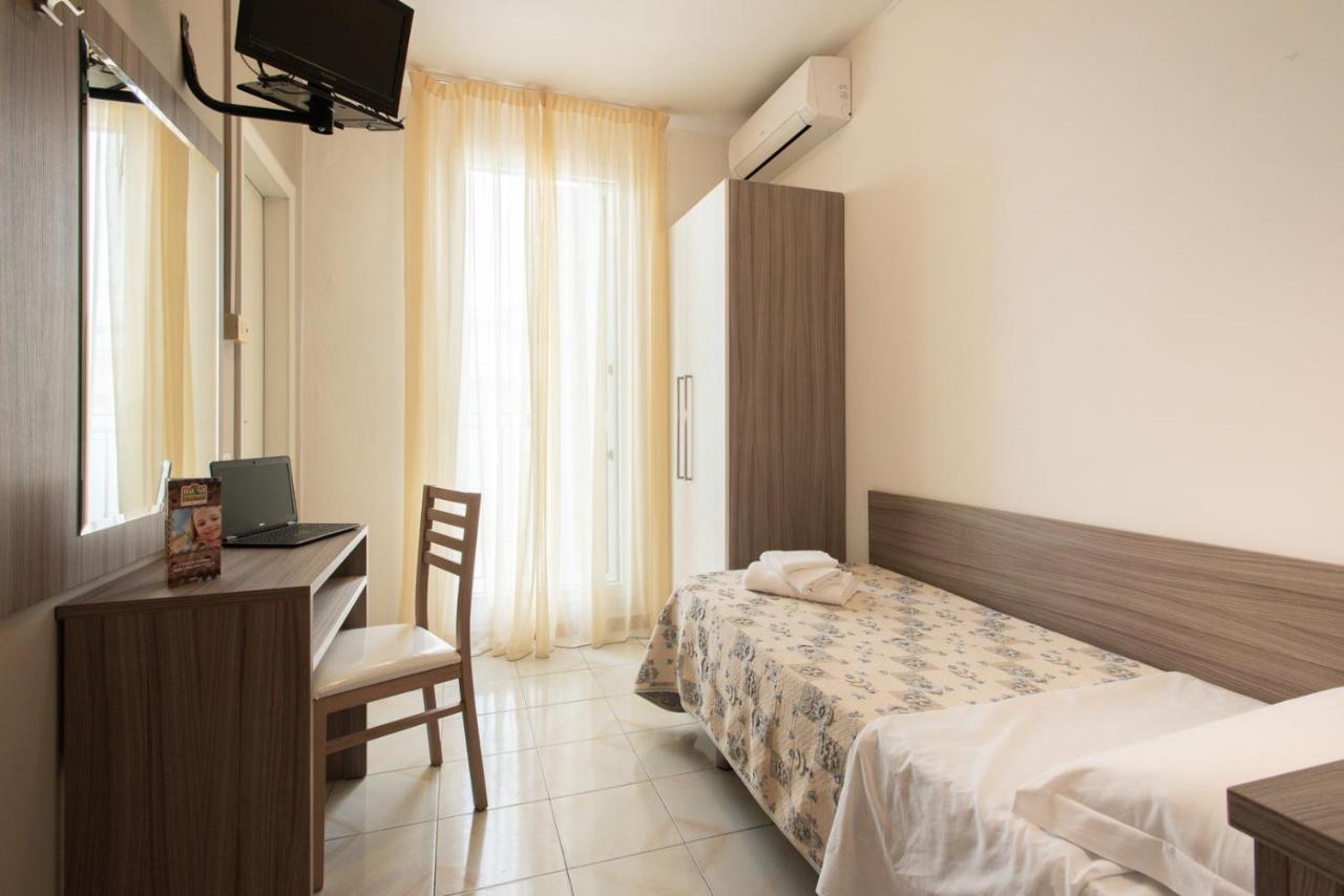Hotel Consul - Family Hotel Riccione Bagian luar foto